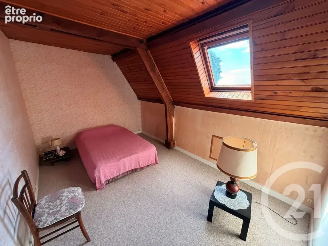 Maison 10 pièces 204 m² à vendre à Crain (89480) - photo 12