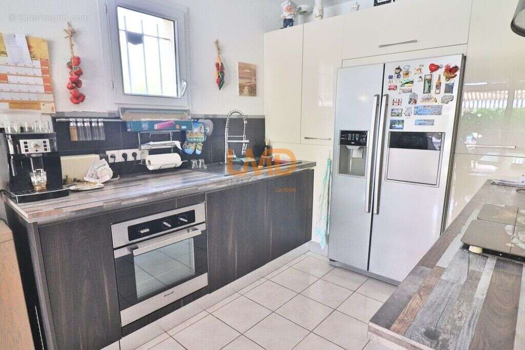 Pourcieux: T4 86m2 piscine garage - photo 6