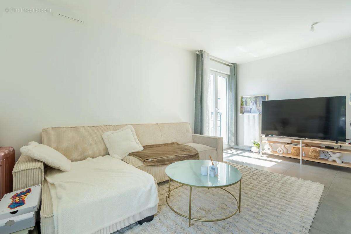 Appartement à AULNAY-SOUS-BOIS
