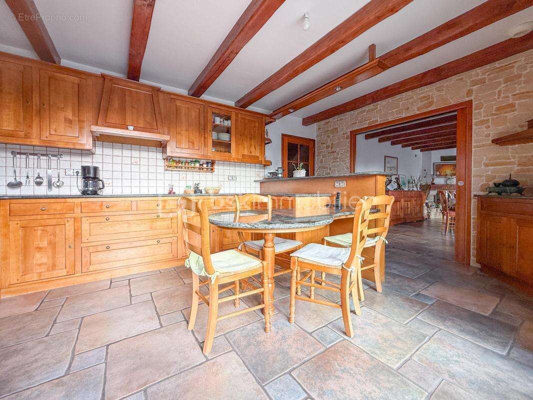 Maison à PLOUDALMEZEAU