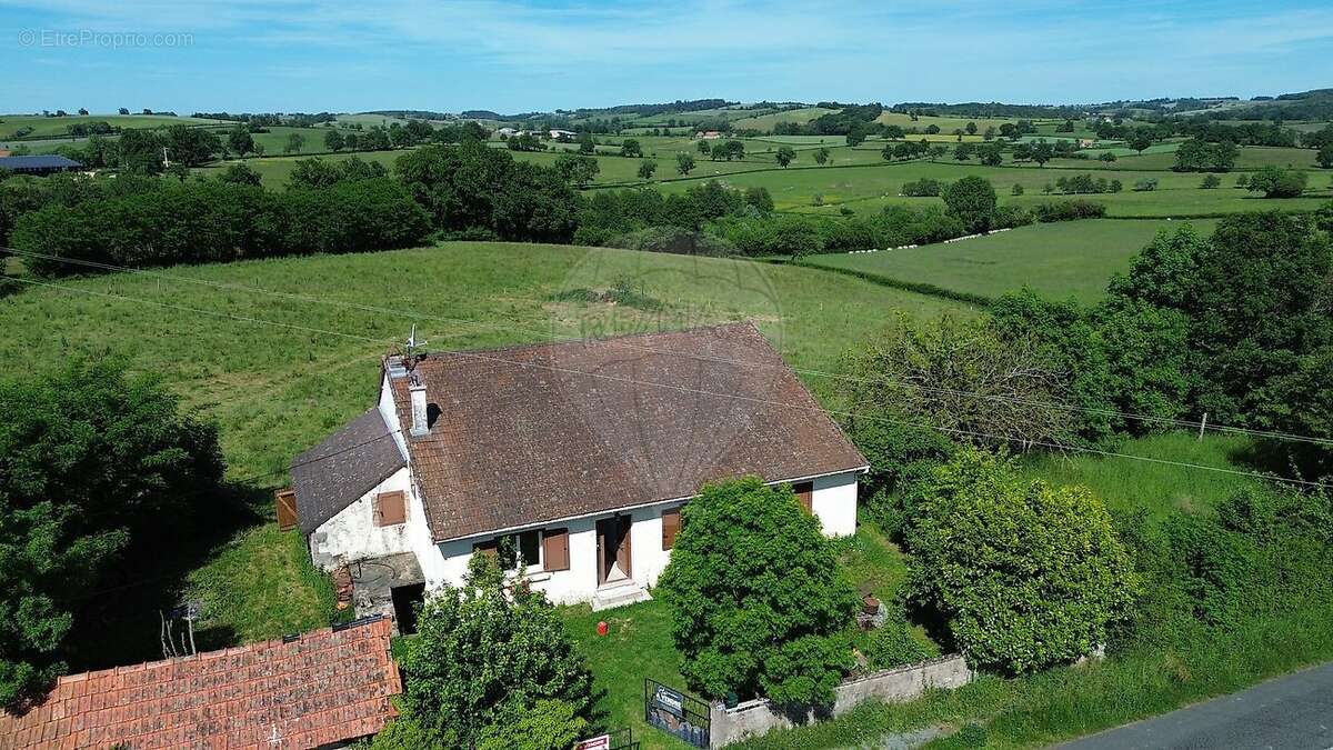 Maison à ISSY-L'EVEQUE