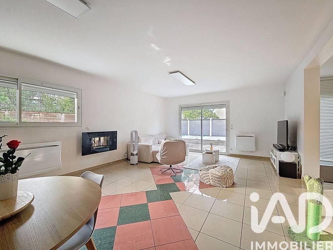 Photo 1 - Maison à LE BOUSCAT