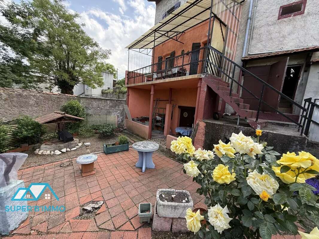 Maison à BOURNONCLE-SAINT-PIERRE