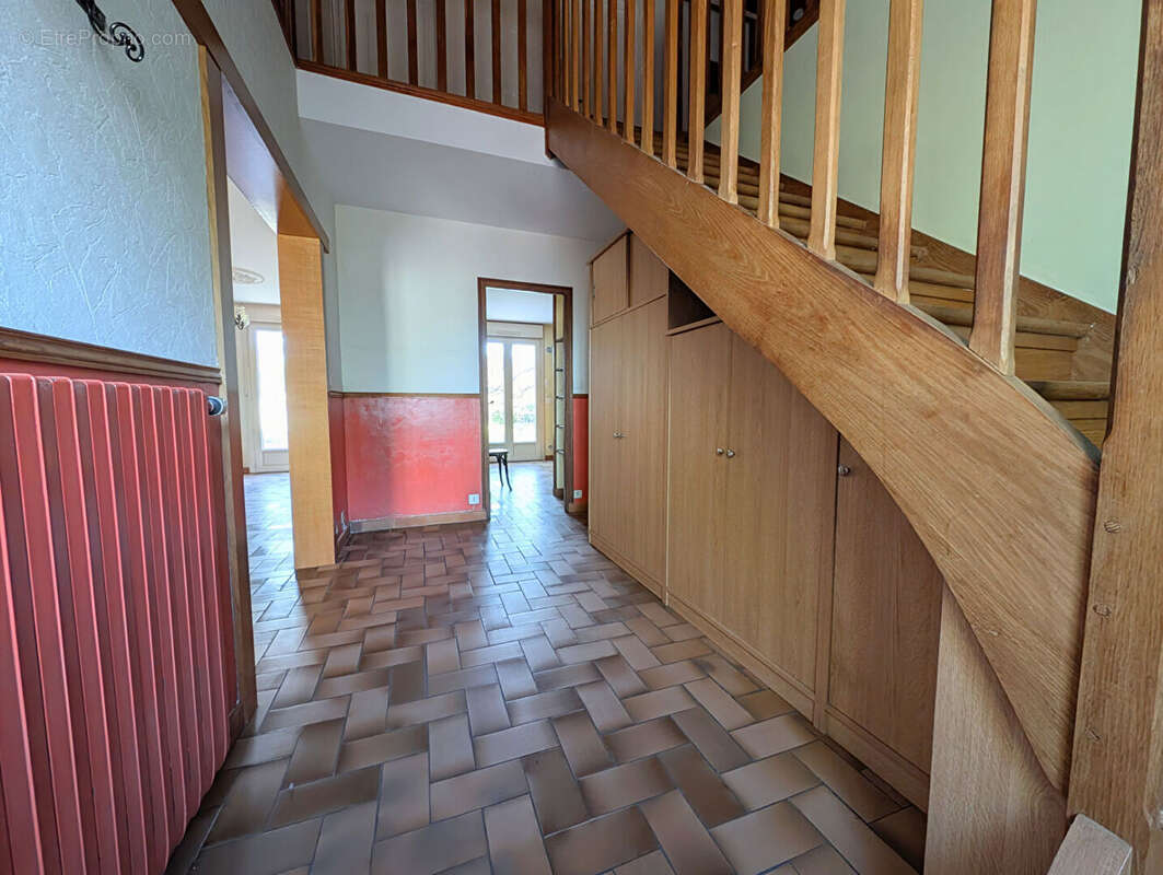 Maison à LES PONTS-DE-CE