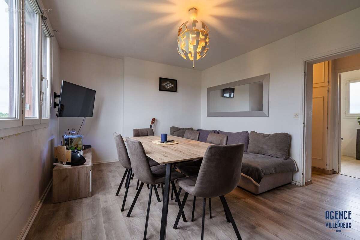 Appartement 56 m² à Les Clayes-Sous-Bois  - photo 3