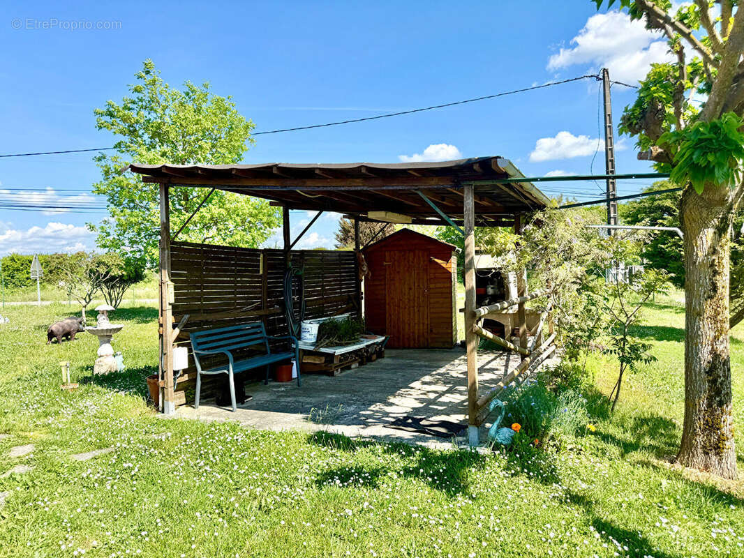Maison à MIRAMONT-DE-QUERCY