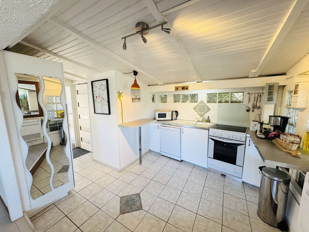 Maison à BORMES-LES-MIMOSAS