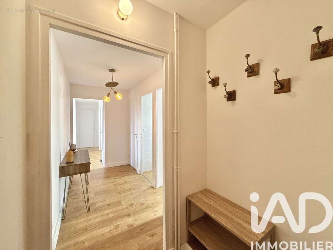 Photo 2 - Appartement à ROMANS-SUR-ISERE