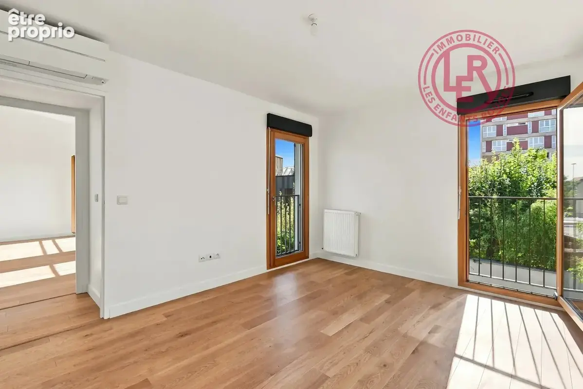 Montreuil - Solidarité/Carnot - Maison avec grande terrasse, ensoleillée et vue dégagée - photo 5