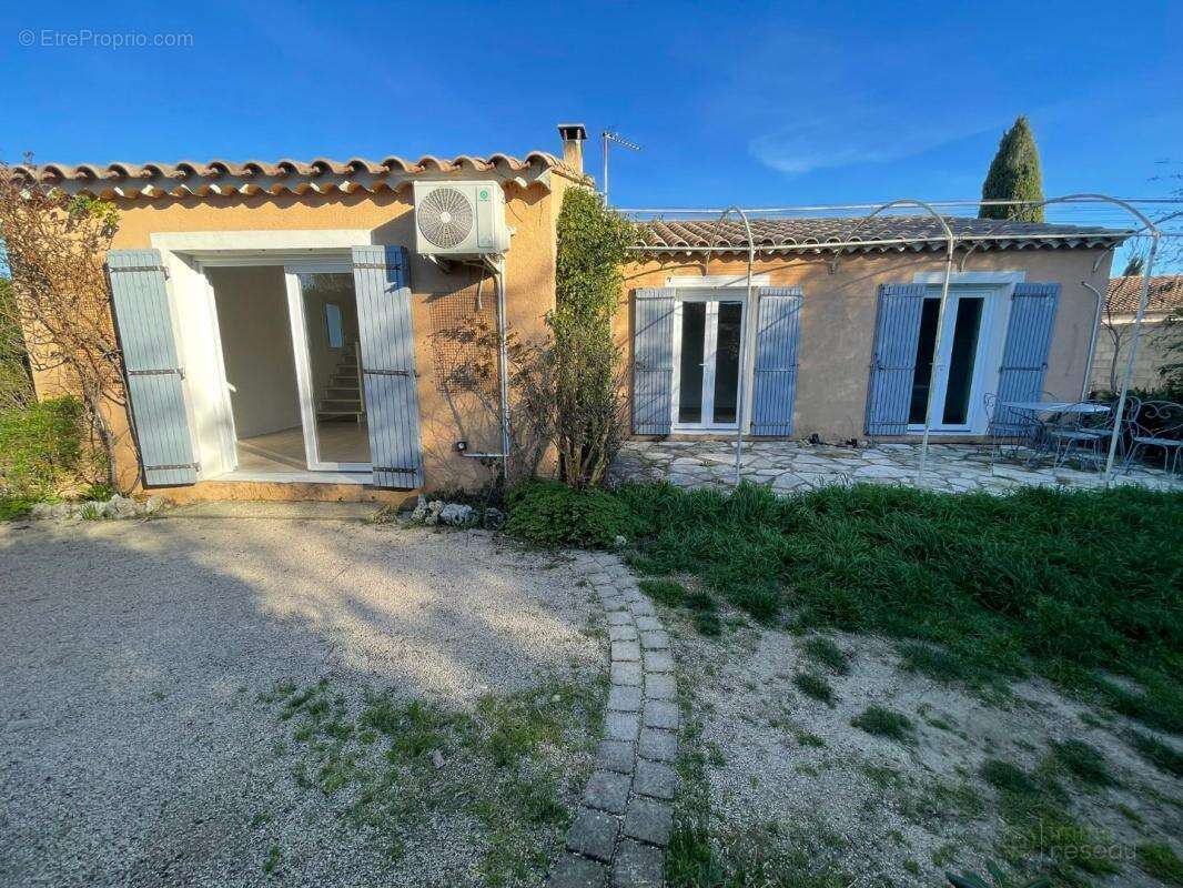 Maison à VEDENE