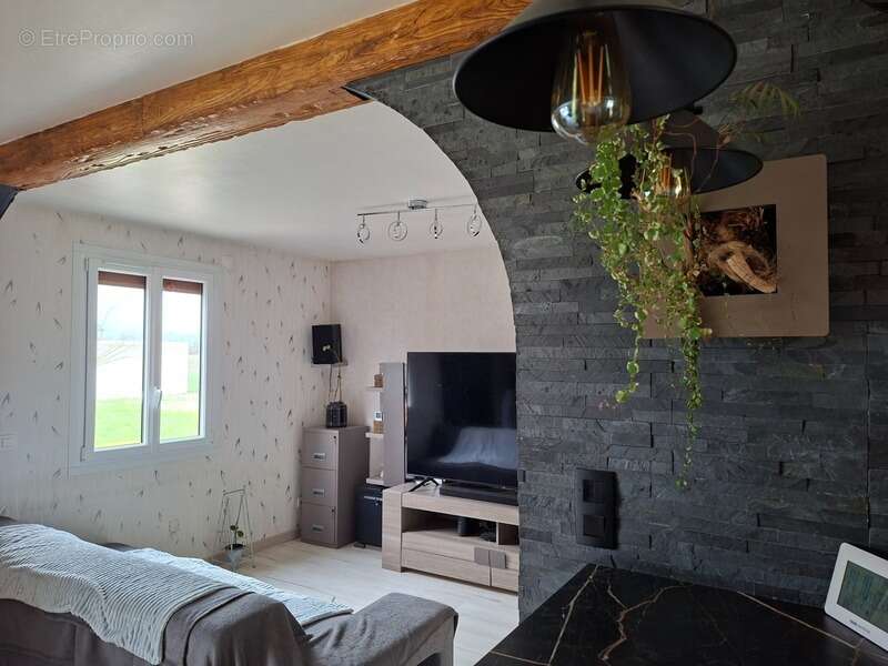 Maison à FRESNAY-SUR-SARTHE