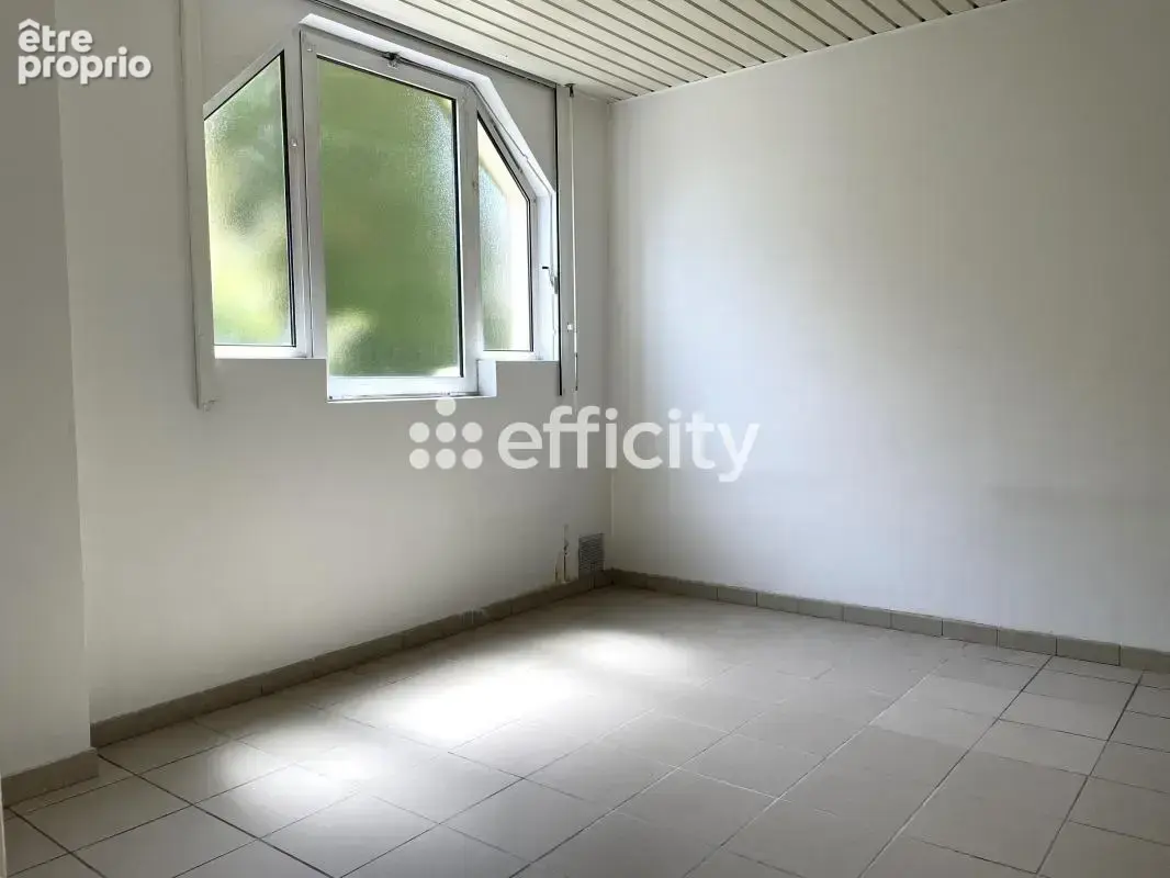 Appartement 2 pièces 51 m² à vendre à Chambly (60230) - photo 4