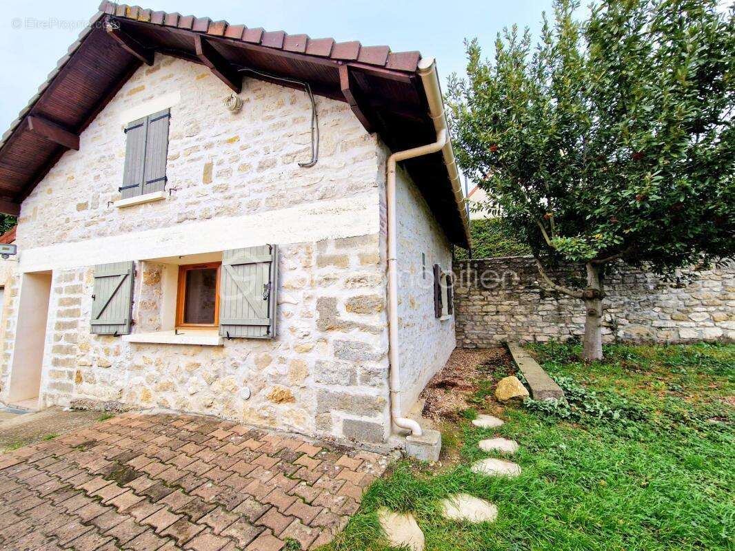 Maison à LIMAY