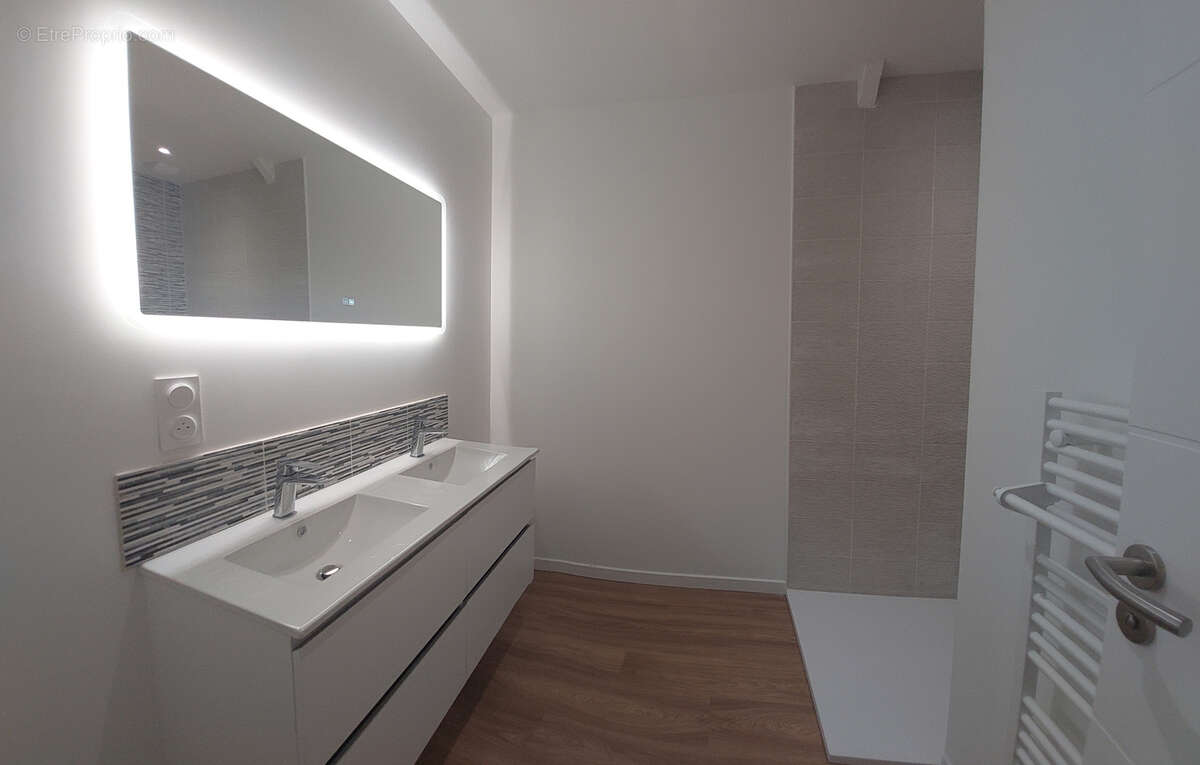 Appartement à CHATEAU-GONTIER