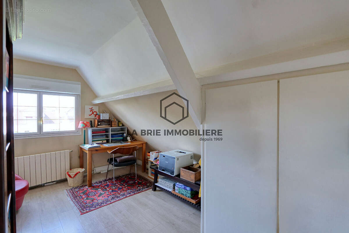 Maison à MAROLLES-EN-BRIE