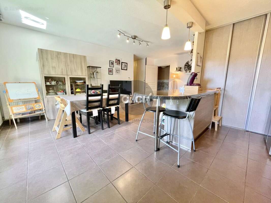 Appartement à VAULX-EN-VELIN