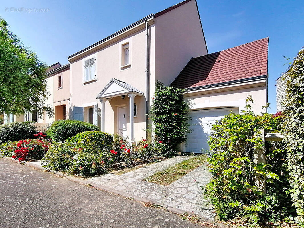 Maison à CHARTRES