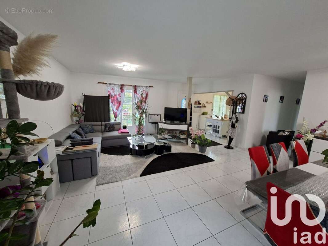 Photo 4 - Maison à CANDES-SAINT-MARTIN