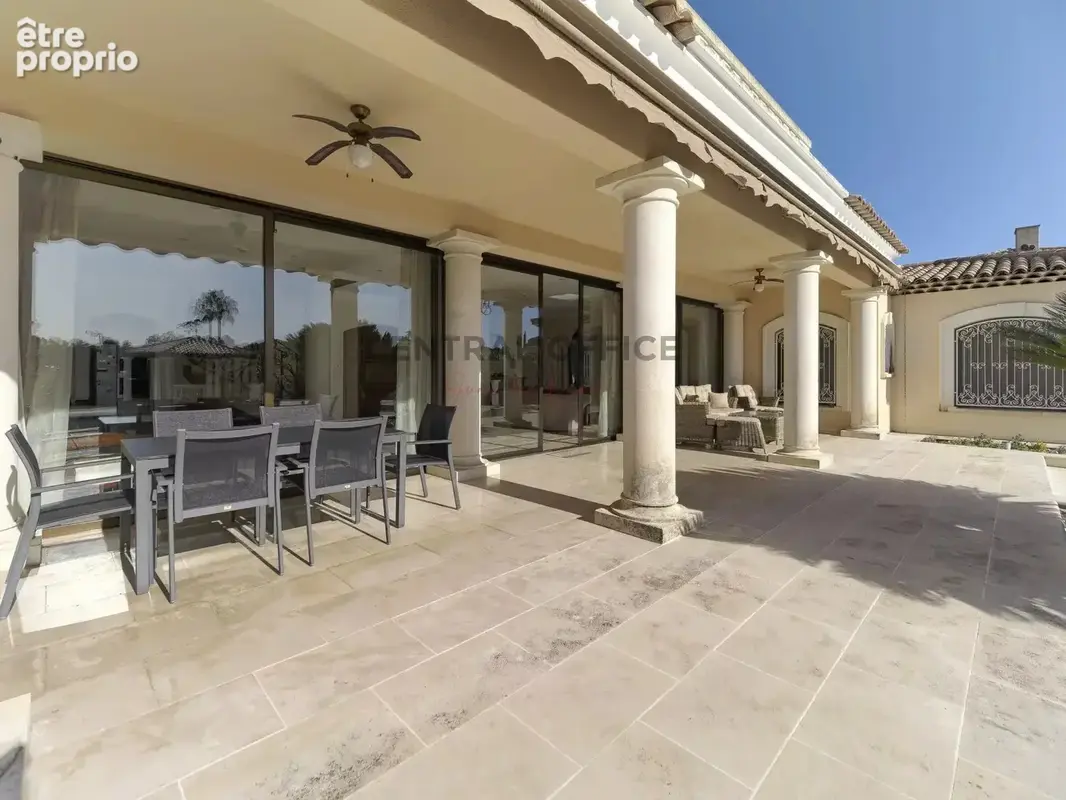 CAP D’ANTIBES,  Luxueuse propriété au sein d’un domaine privé sur le versant ouest - photo 19
