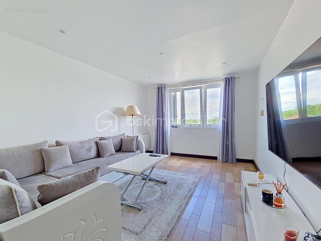 Appartement à MITRY-MORY