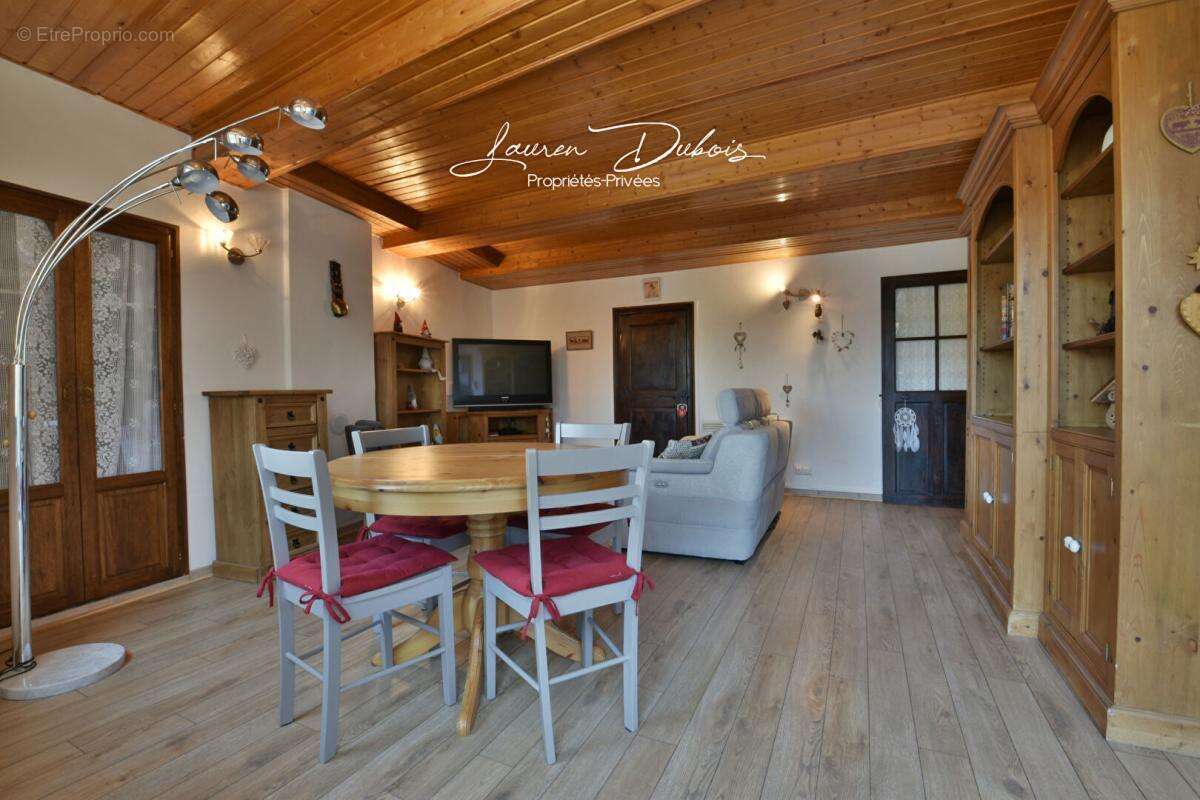 TURRIERS - Maison de village avec terrasse et cave - photo 4