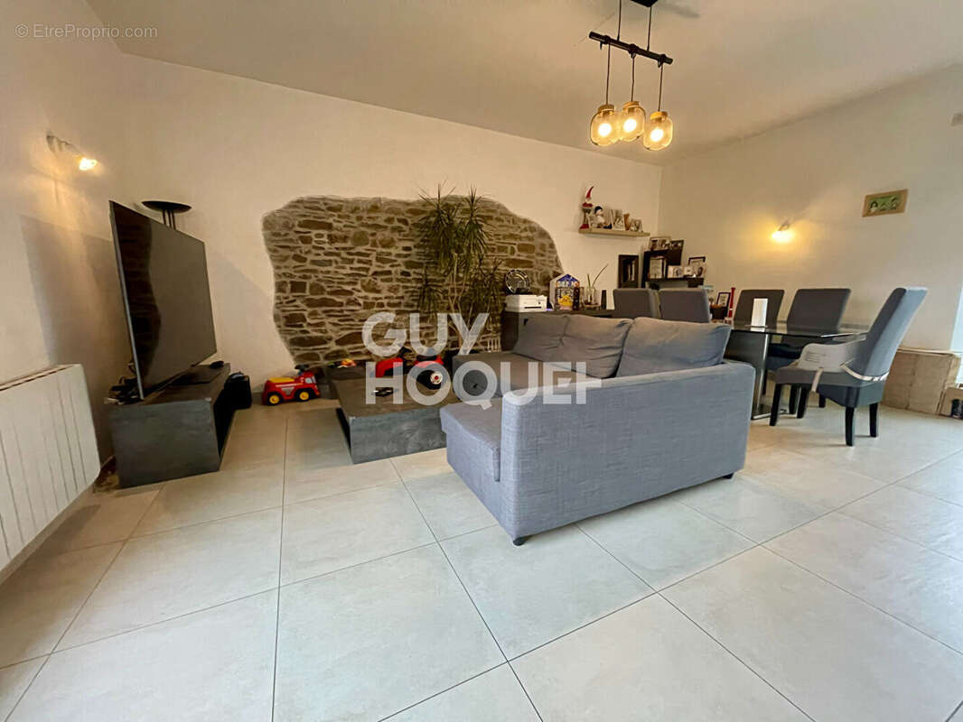 Maison à DOL-DE-BRETAGNE