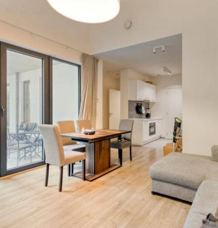 Appartement à ISSY-LES-MOULINEAUX