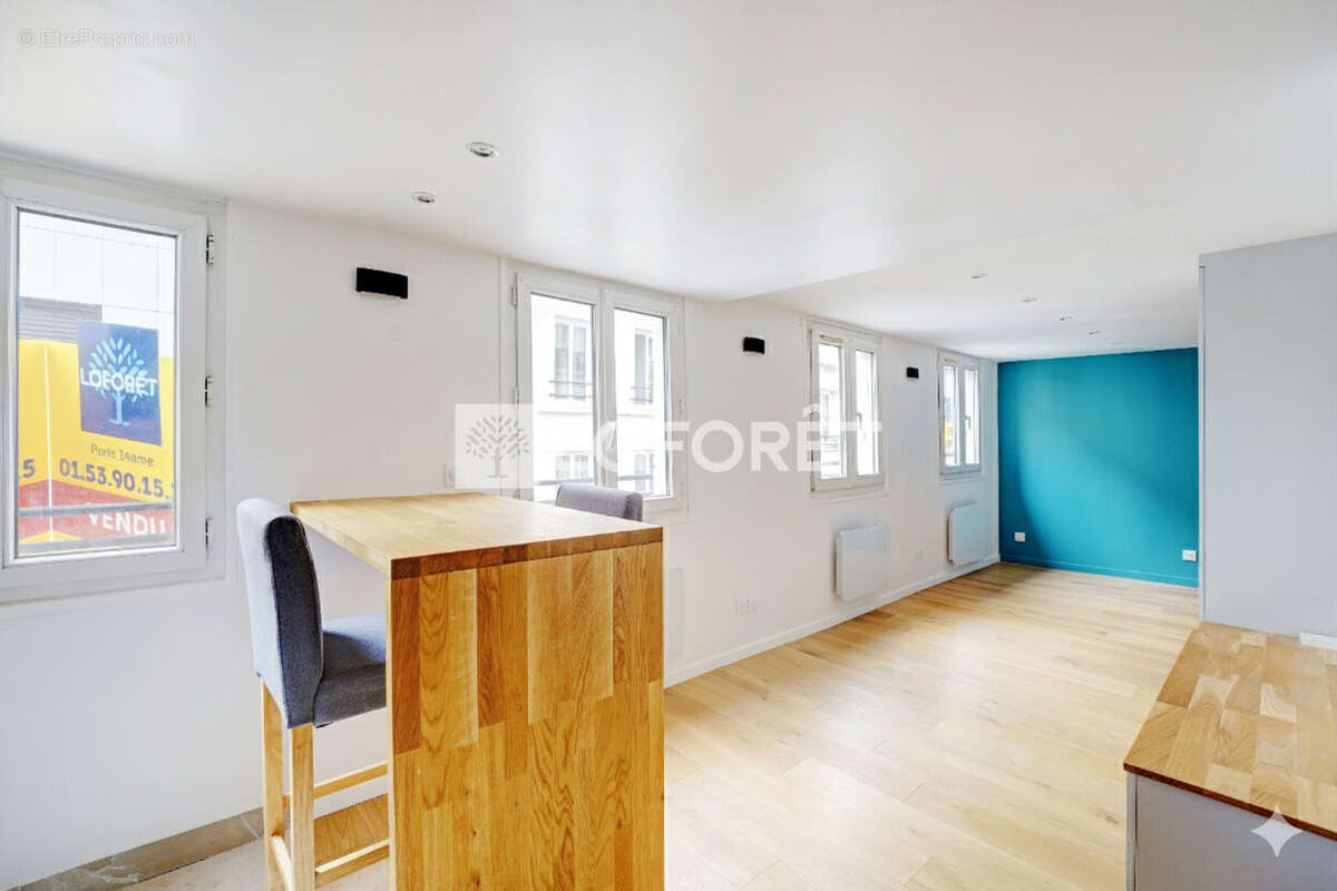 Appartement à PARIS-14E