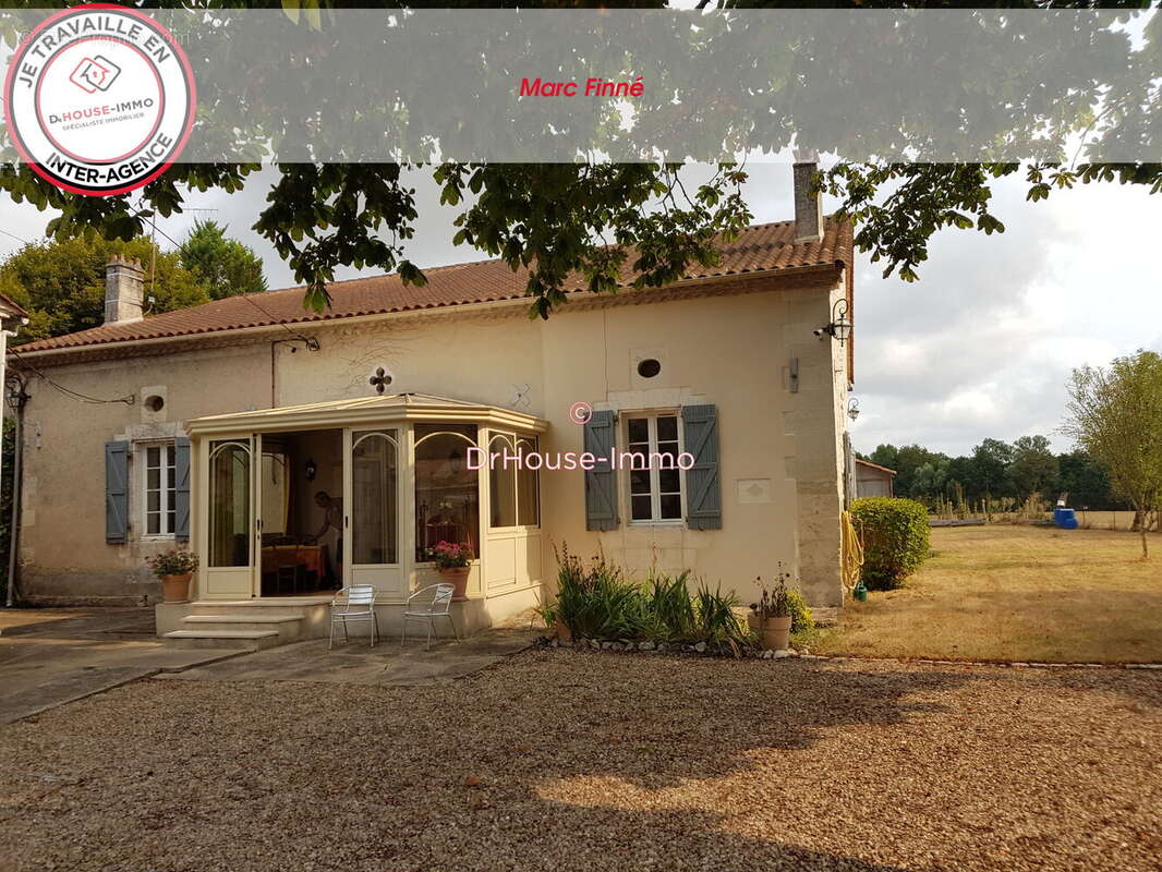 Maison 150 m² à Petit-Bersac  - photo 7