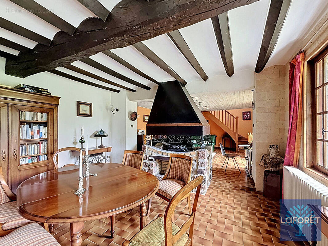 Maison à SEBOURG