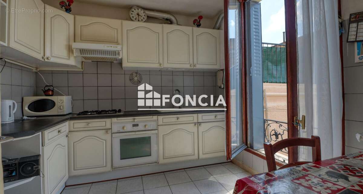 Maison à IVRY-SUR-SEINE