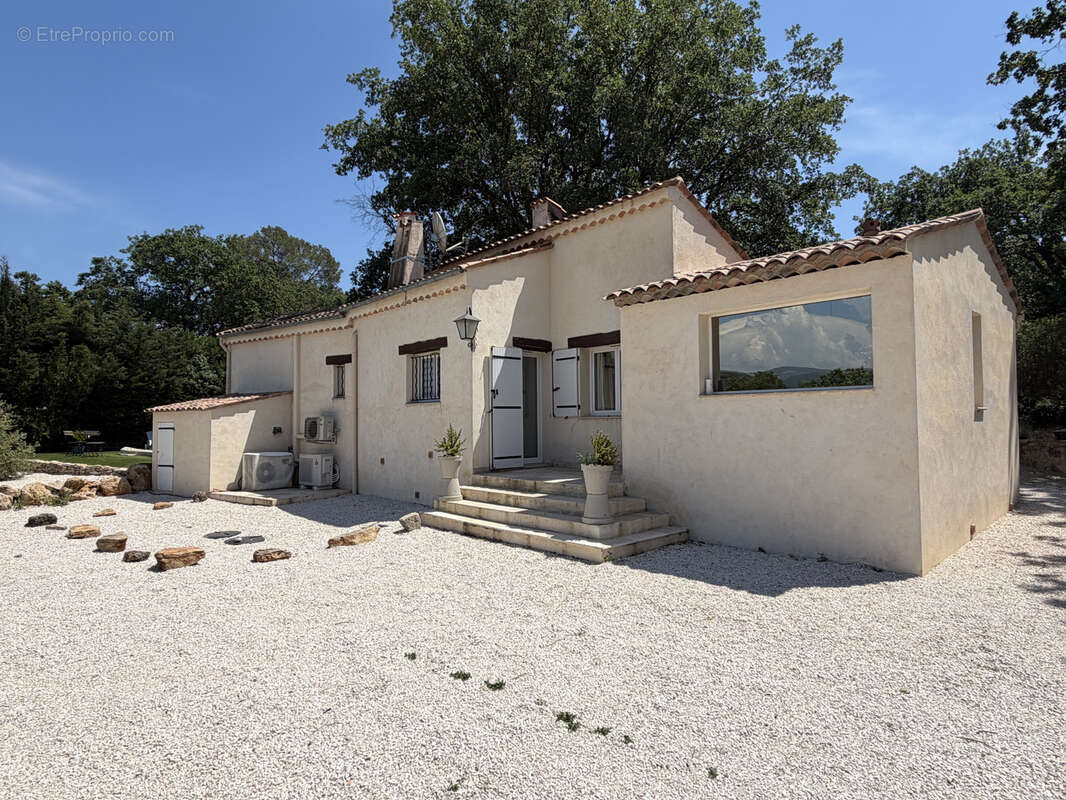 Maison à FIGANIERES