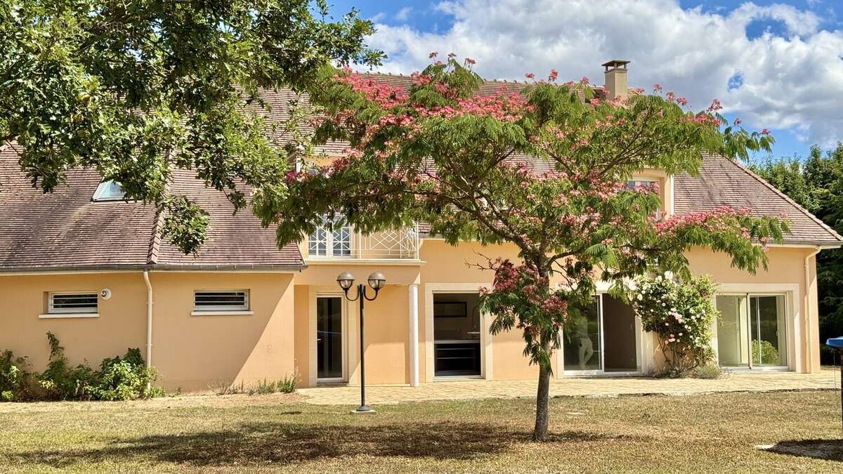 Maison 244 m² à Beaufay  - photo 3