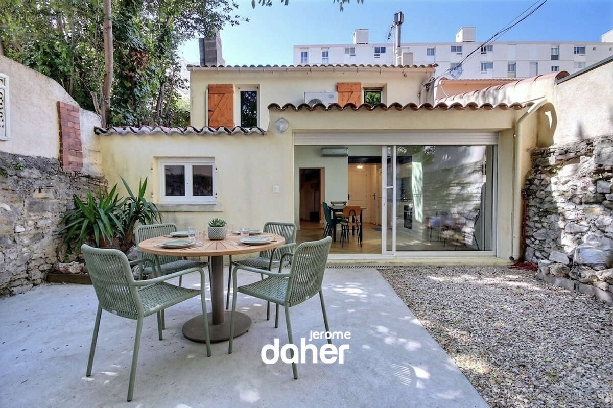 Appartement à MARSEILLE-10E