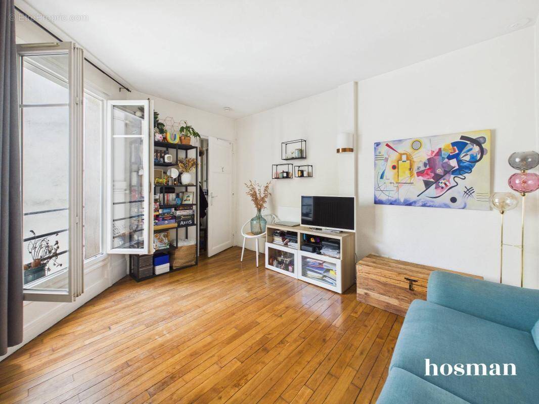 Appartement à PARIS-20E