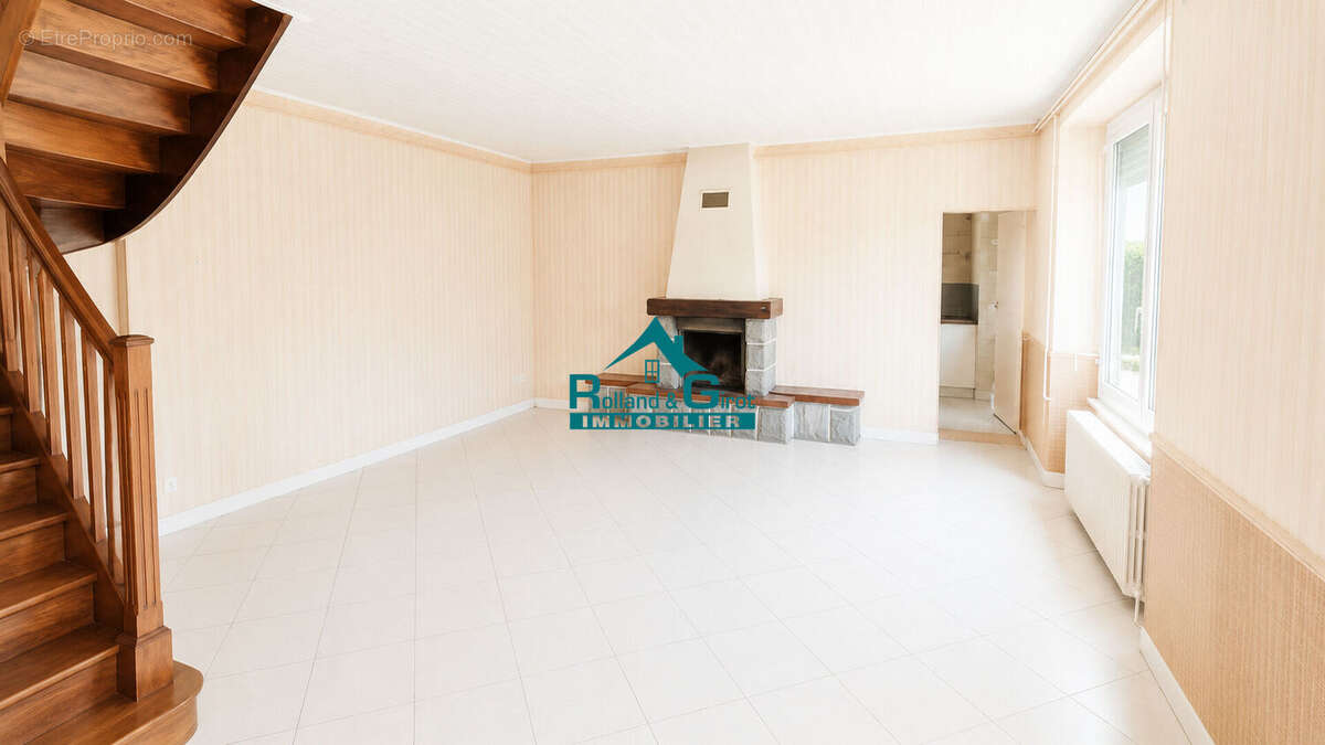 Maison Ercé-prés-Liffré + 2 Logements en location. - photo 6