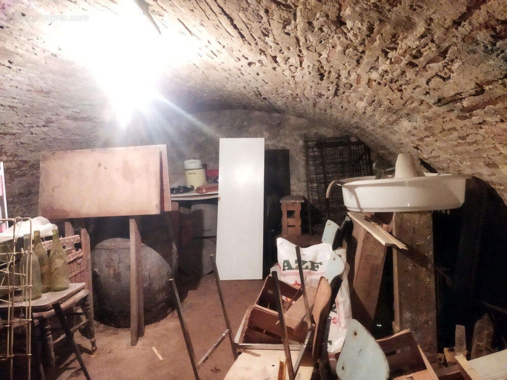 cave  - Maison à CAHORS