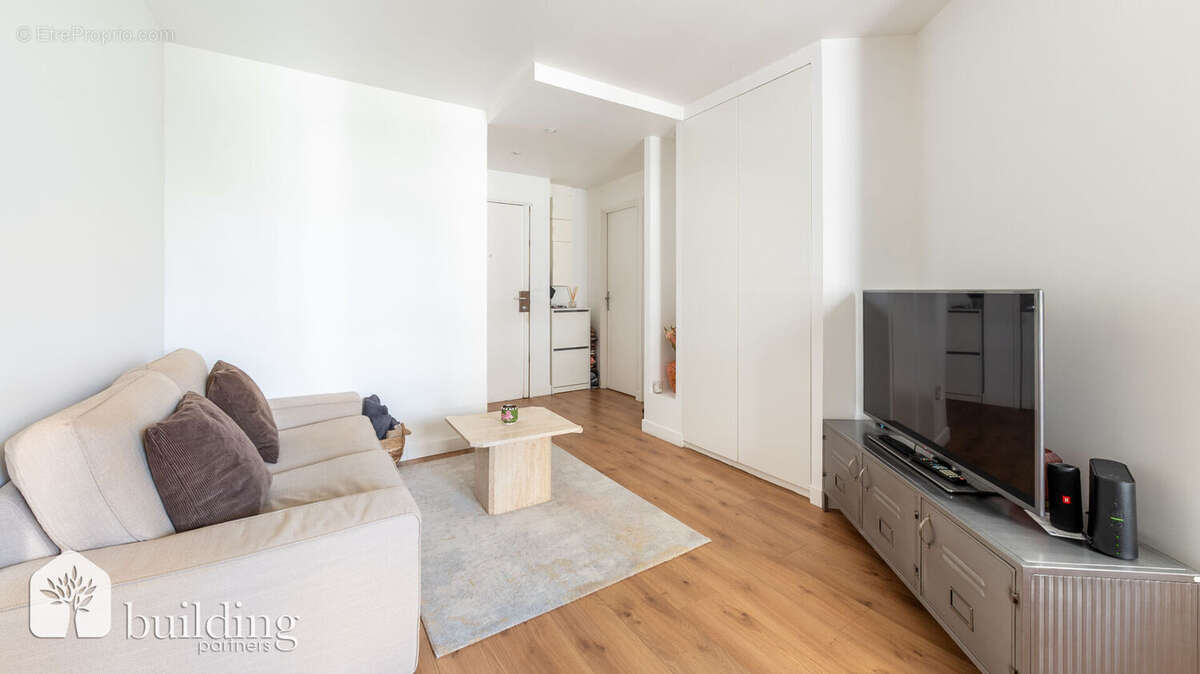 Appartement à LEVALLOIS-PERRET