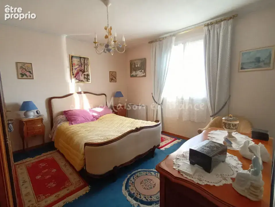 Maison 4 pièces 99 m² à vendre à Gannat (03800) - photo 8