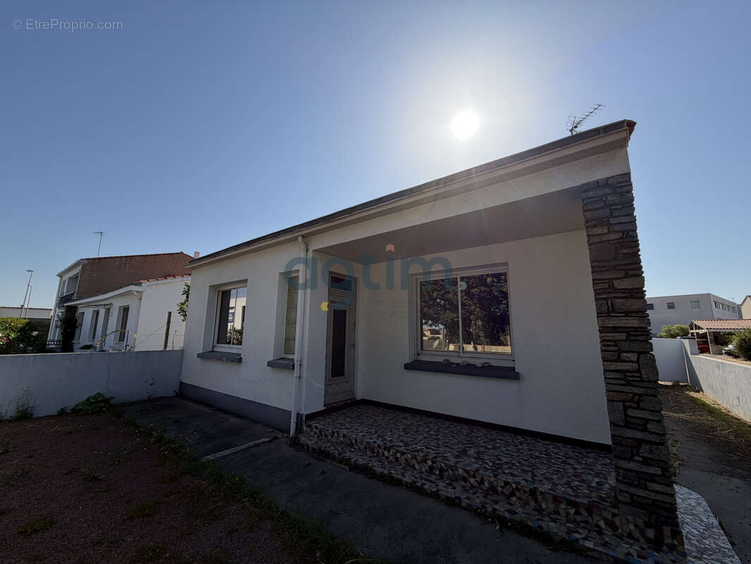 Maison des années 60 à rénover  - Les Sables d'Olonne - photo 8