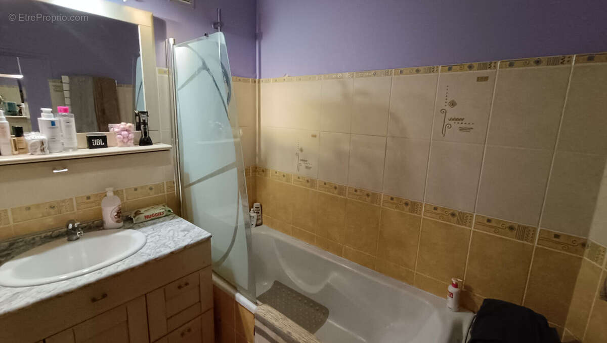 Appartement T3 à vendre - Dieppe / Neuville-lès-Dieppe - Secteur Bonne Nouvelle - photo 5