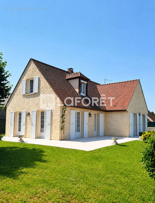 Maison à LAMORLAYE