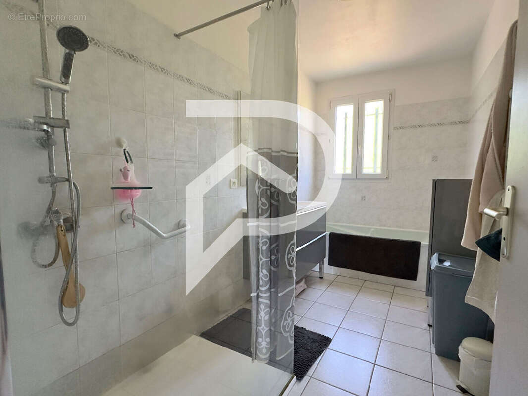 Maison à SAINT-LOUIS-EN-L&#039;ISLE