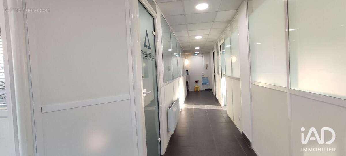 Photo 9 - Commerce à BESANCON