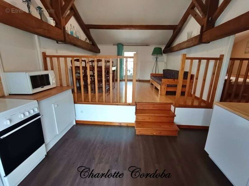 Maison à FEUGAROLLES