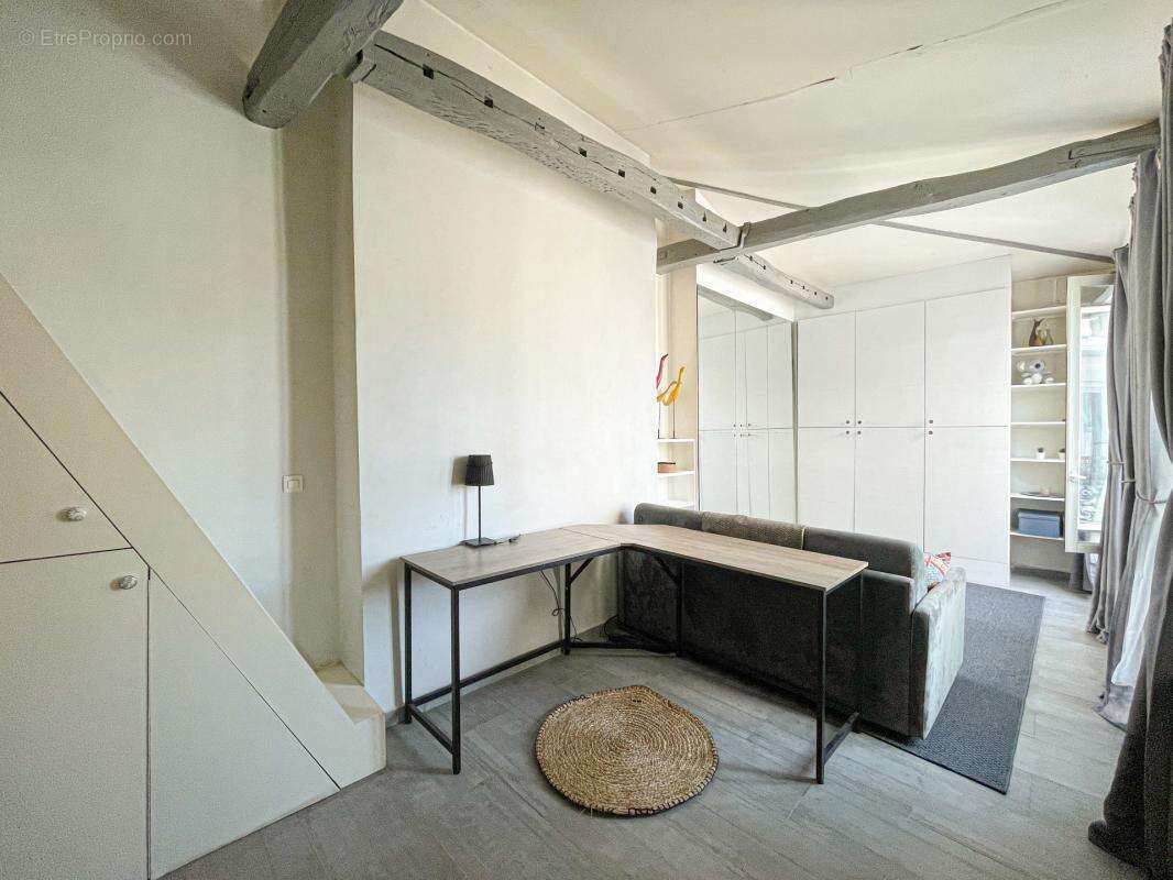 Appartement à PARIS-11E