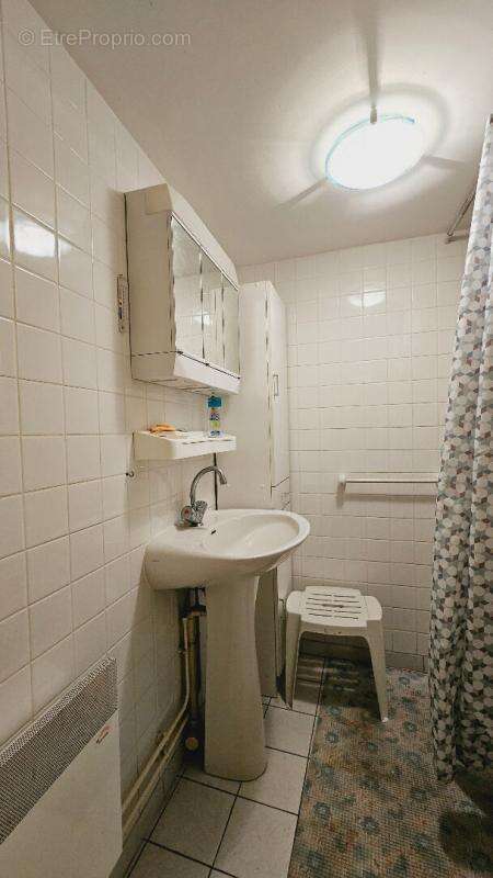 Maison à LA CHAPELLE-SAINT-URSIN