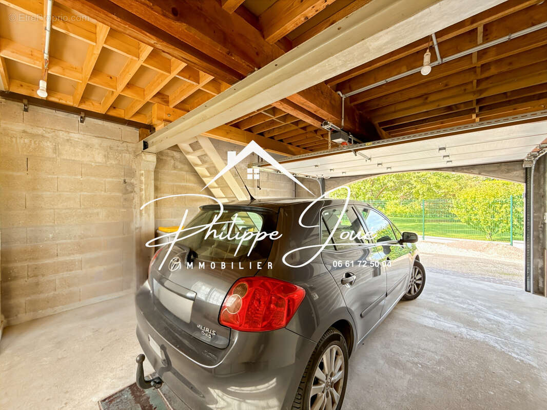 Maison à SAINT-DENIS