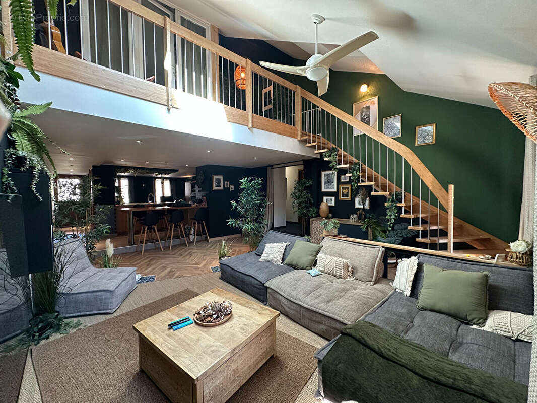 Appartement à ALBERTVILLE