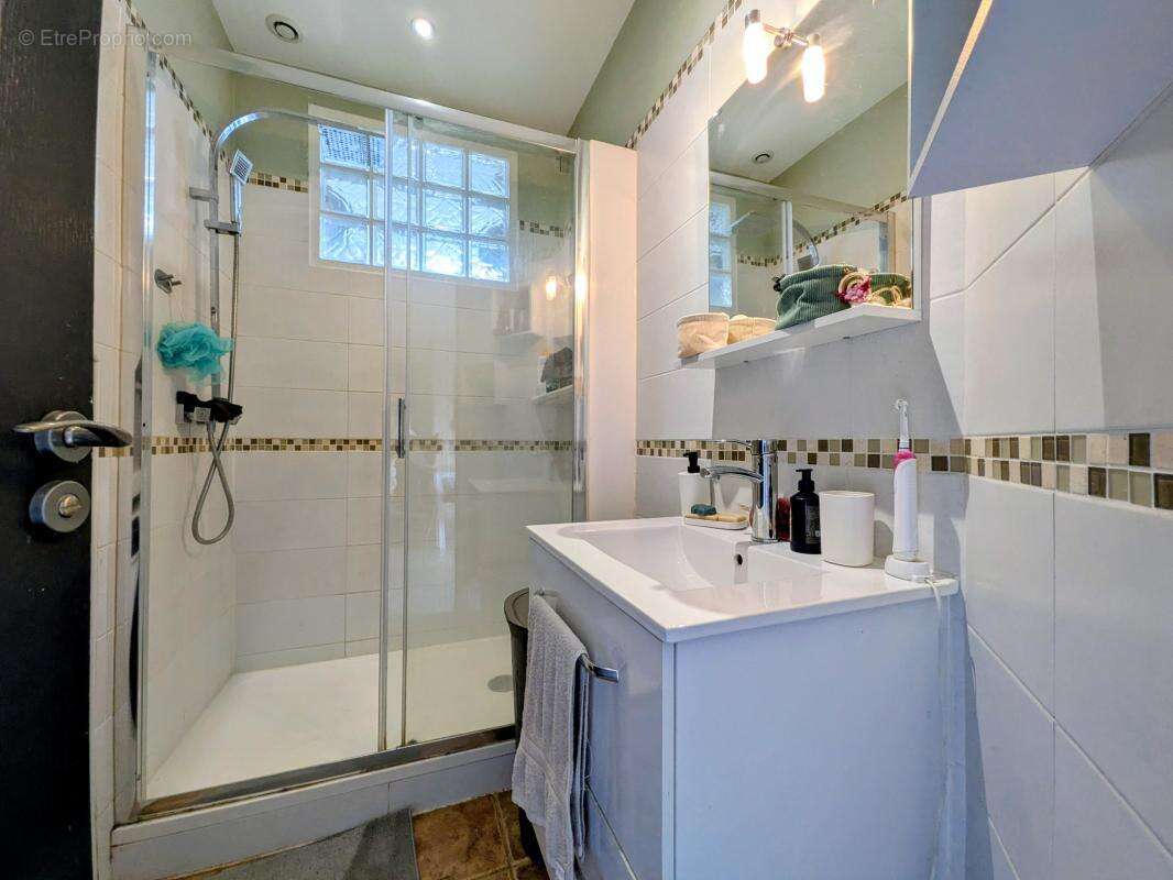 Maison à CINQ-MARS-LA-PILE